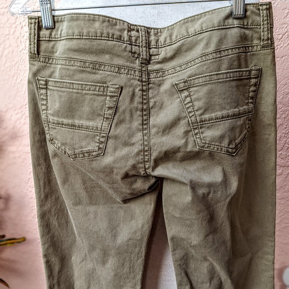 NWT Epic Studio olive color ladies pants - Picture 14 of 16